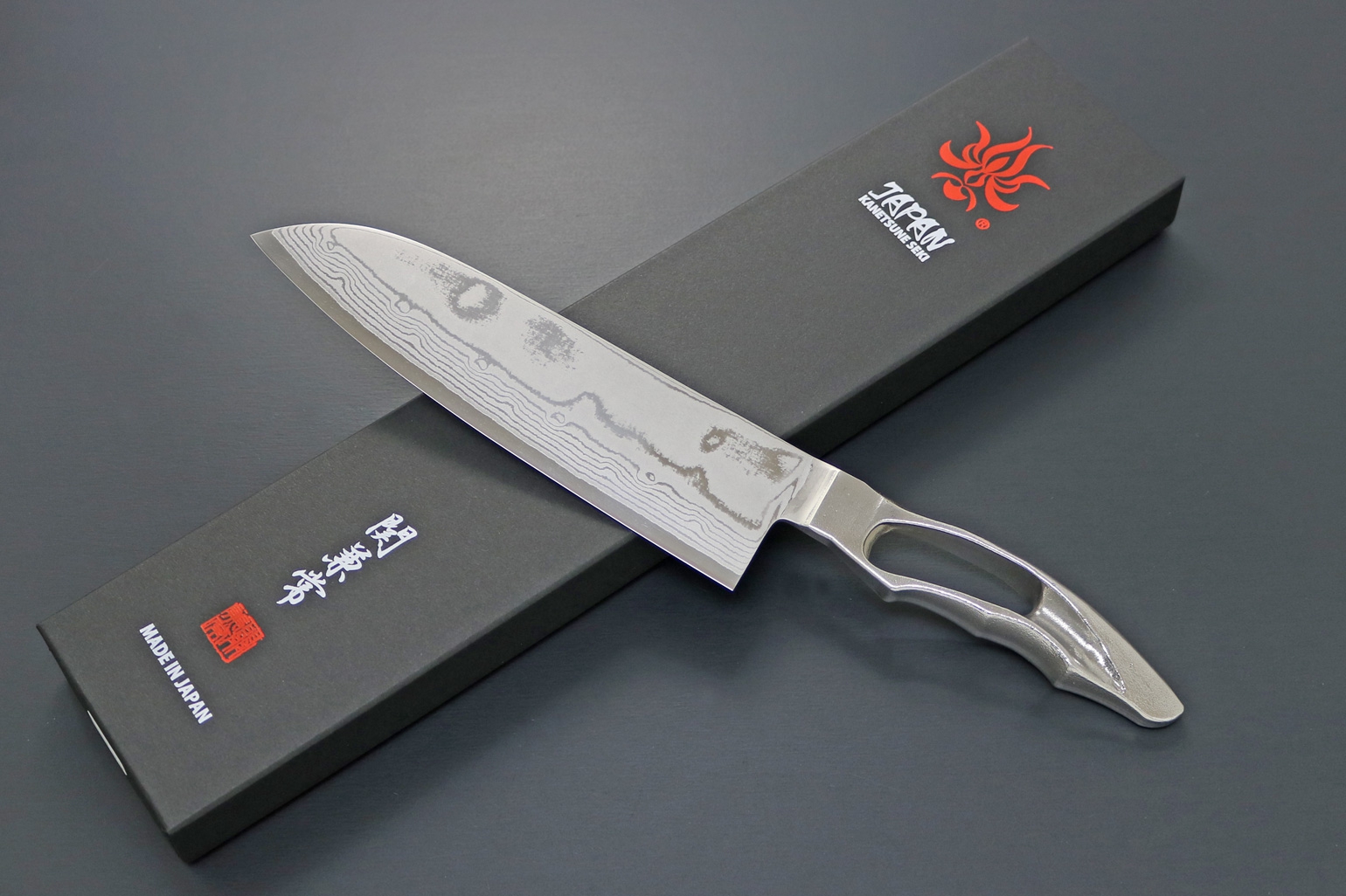 Kanetsune KC-193 Sannoike Serie SANTOKU 170 mm