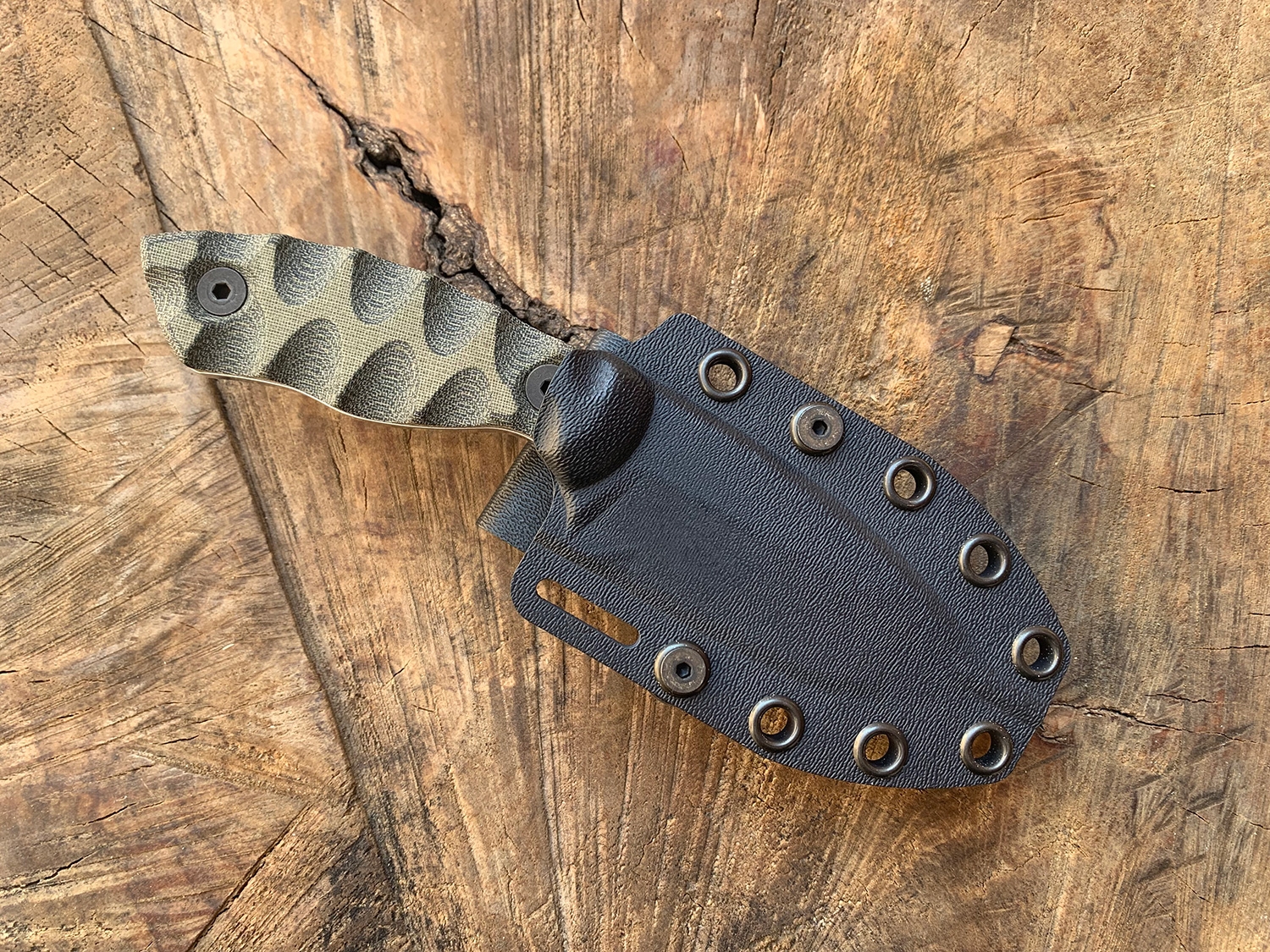 White River GTI 3, Black/ Olive Micarta, Stonewash