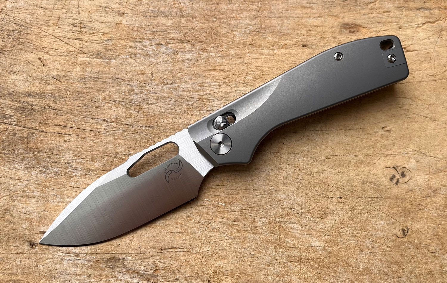 Liong Mah Field Duty, Crossbar Lock, Titanium