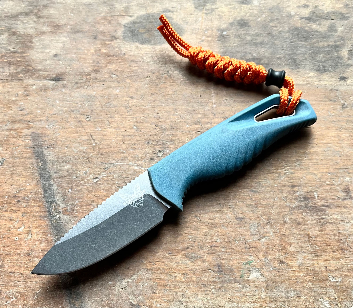 Benchmade 18050 Intersect SANTOPRENE, MagnaCut