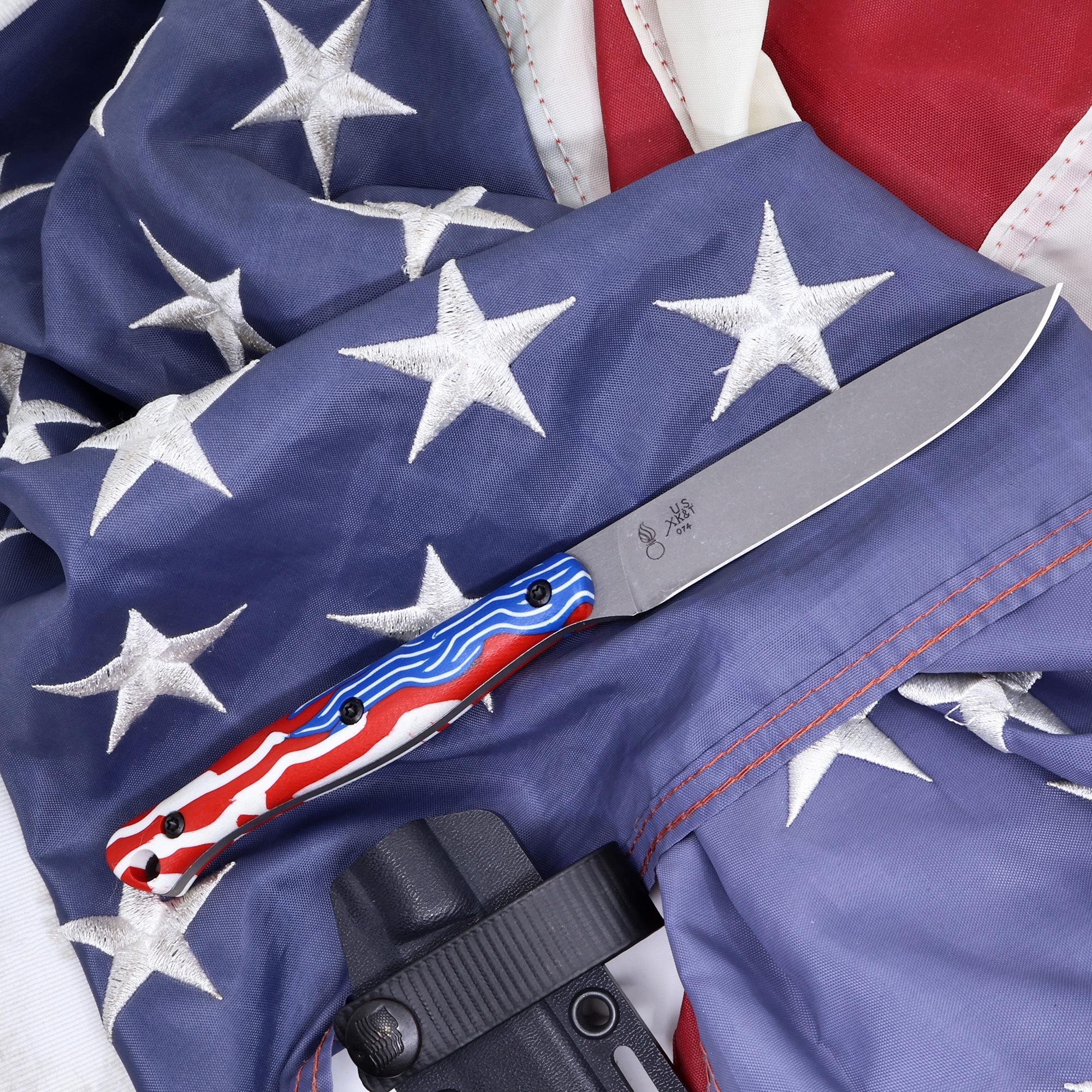 White River Exodus 4 Merica' G10, Magnacut