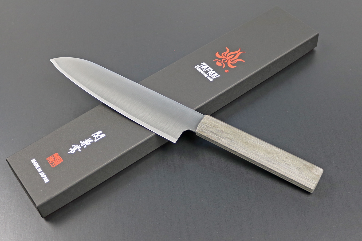 Kanetsune KC-393 Santoku 180 mm, Lam. VG-10