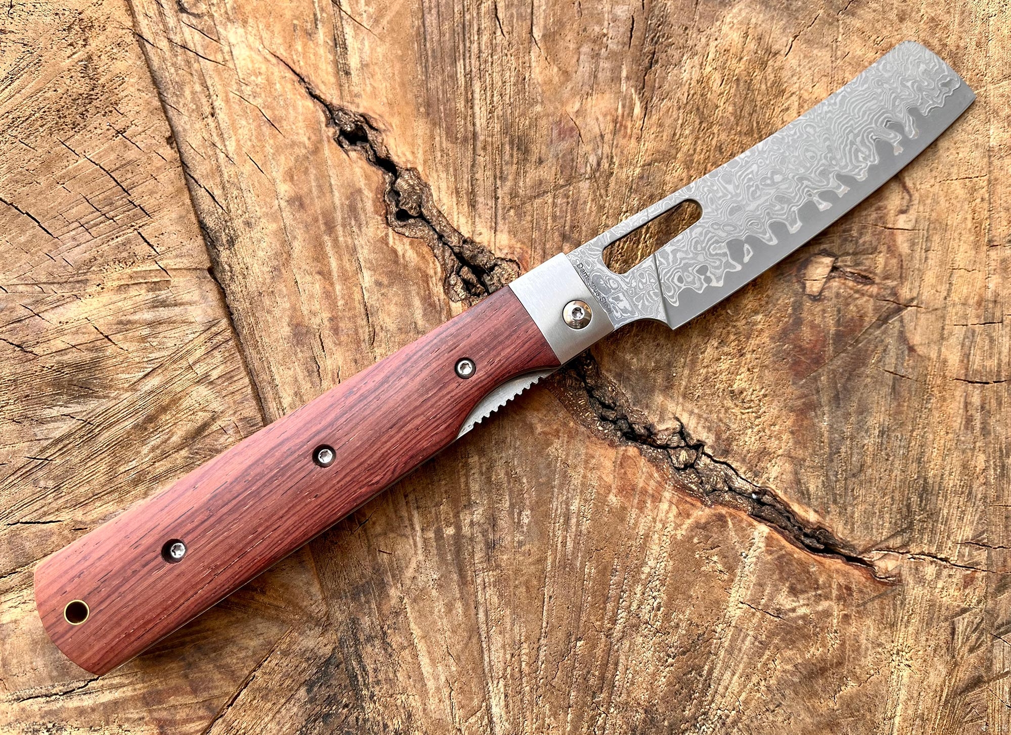 Gaku Style GA002D Damast BBQ Folding Knife