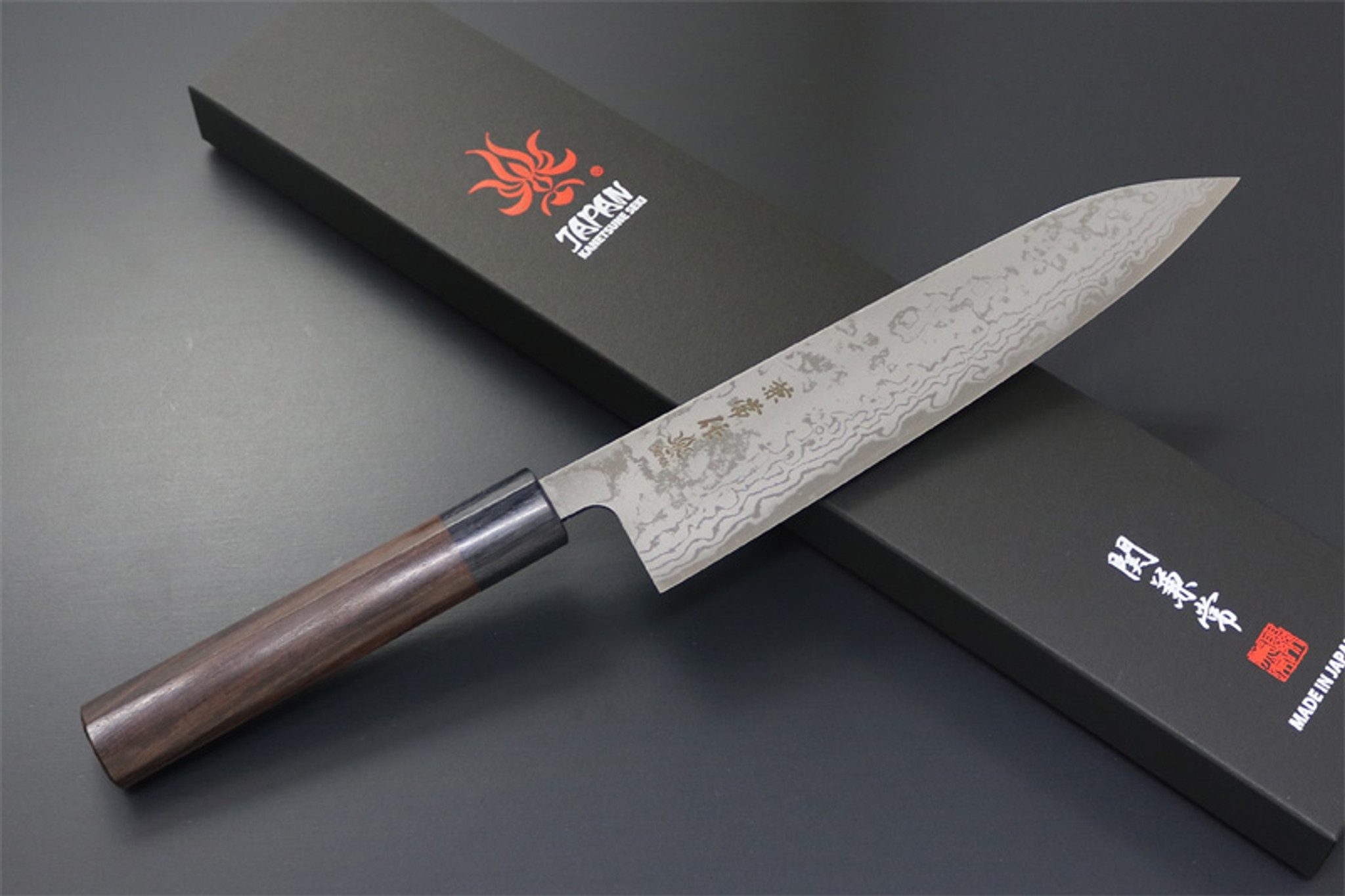 Kanetsune KC-461 Gyutou 210mm Red Sandelwood