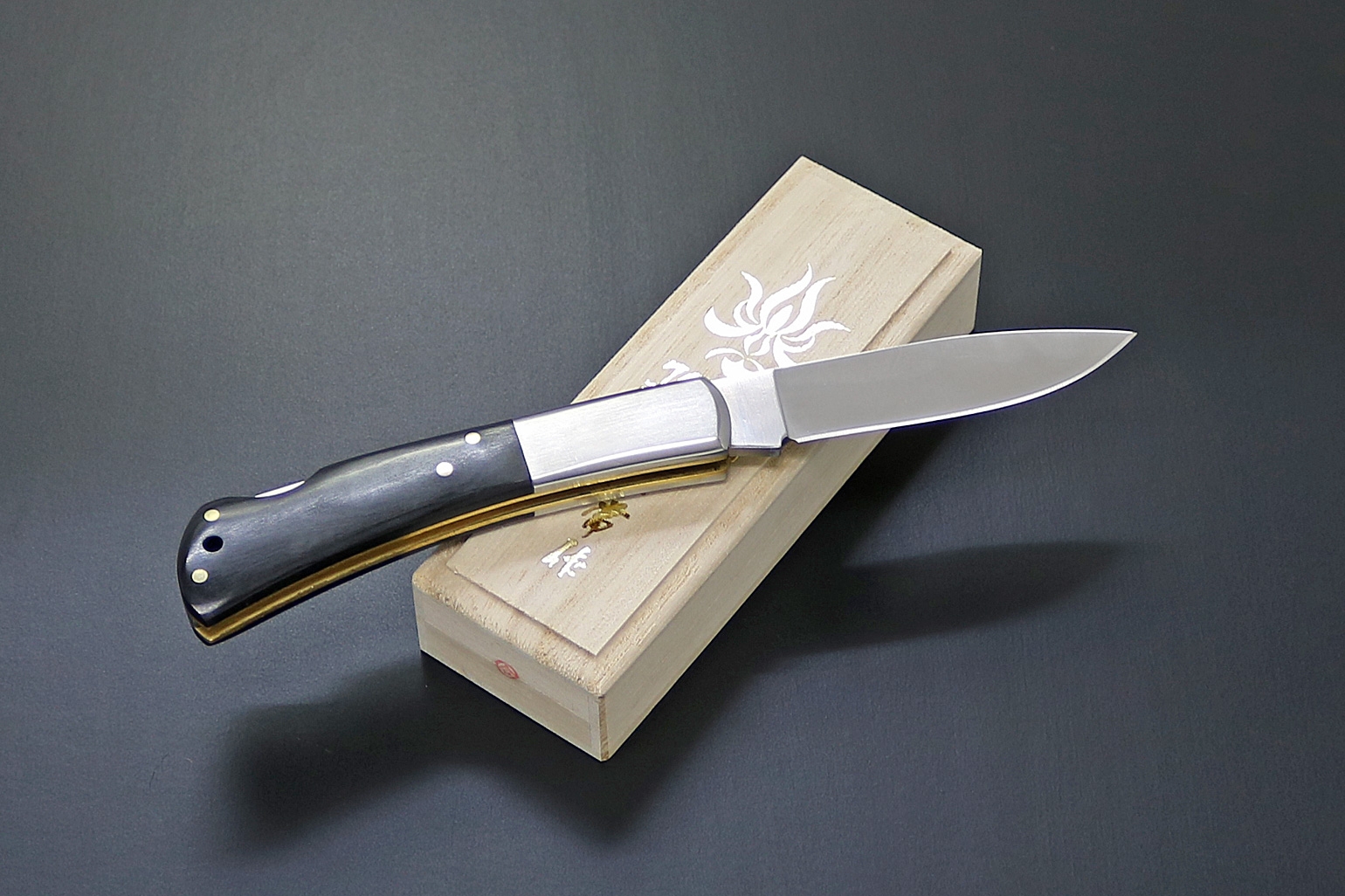 Kanetsune KB-511 Kaico-Tou, Black Wood