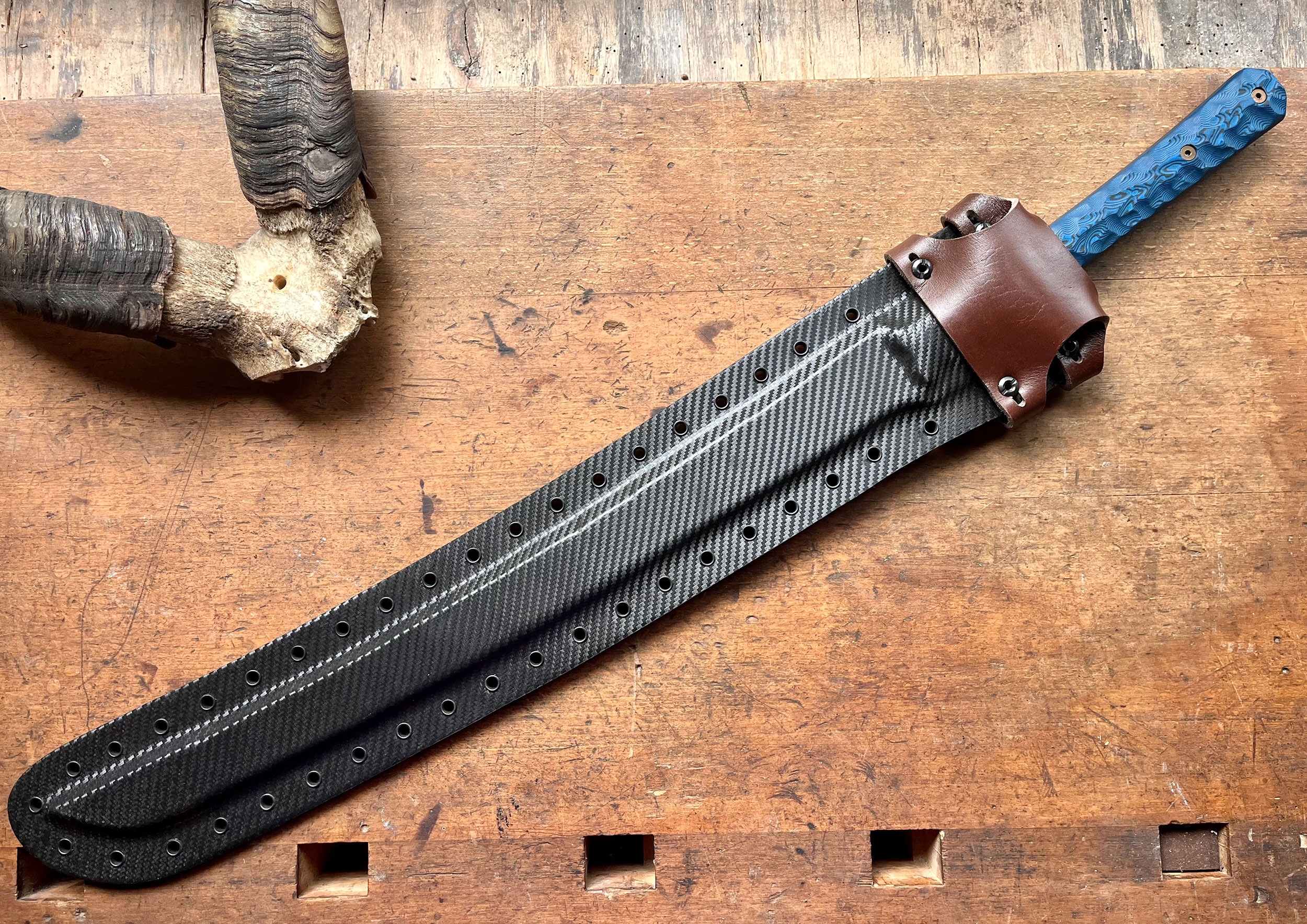 Dawson Armageddon Sword 19 Zoll, Black, Blue/Black