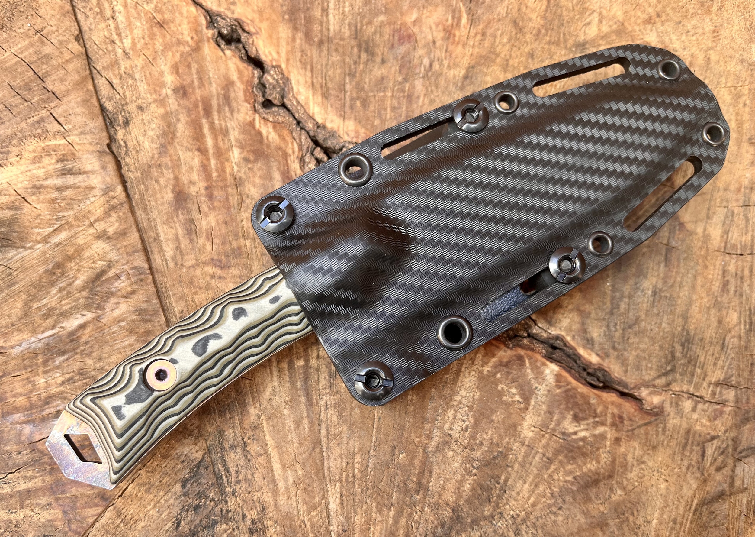 Dawson Harvester, Wildfire, Arid Camo, 80CRV2