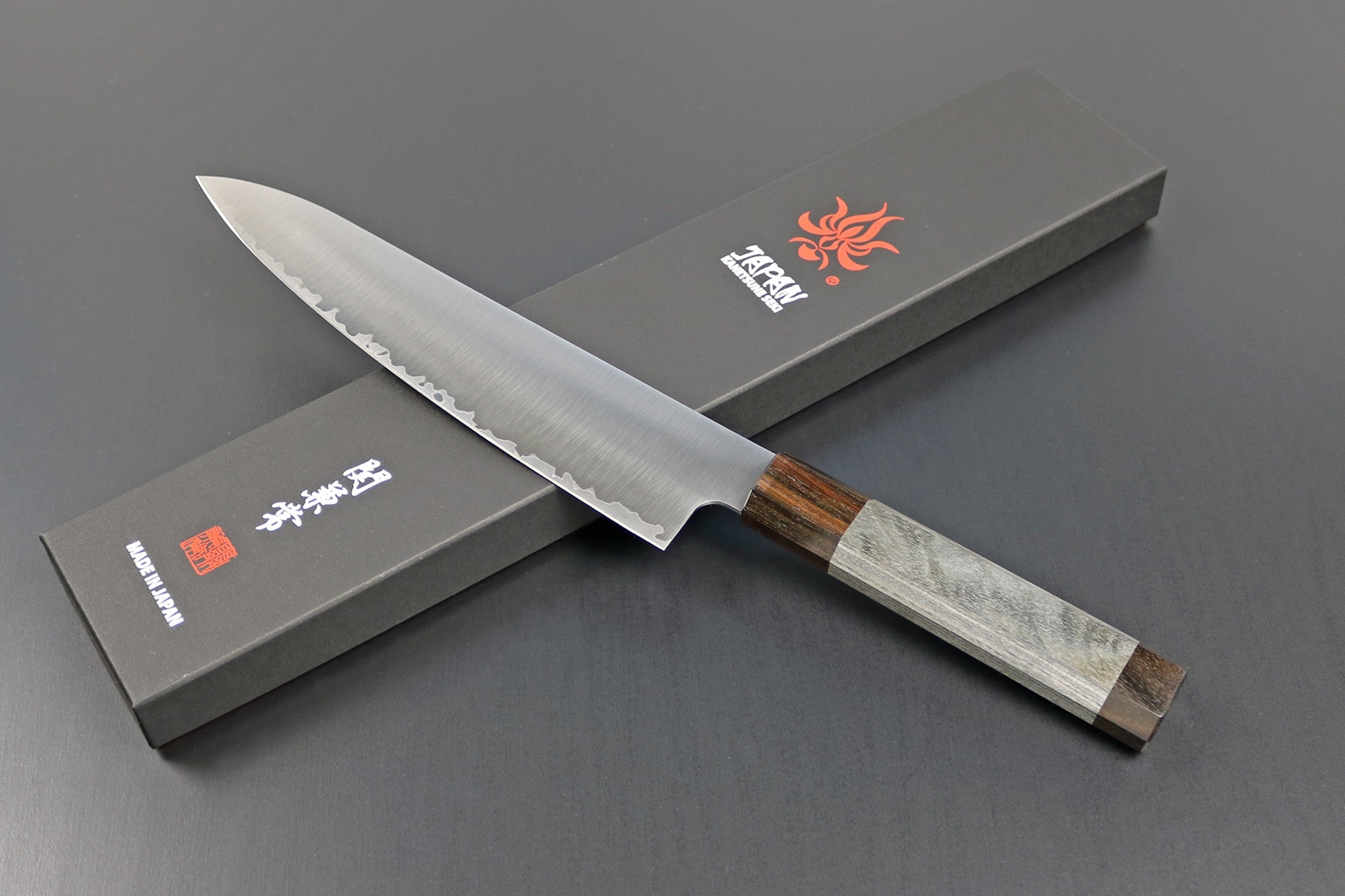 Kanetsune KC-382 Gyutou 210 mm, Super Gold Steel