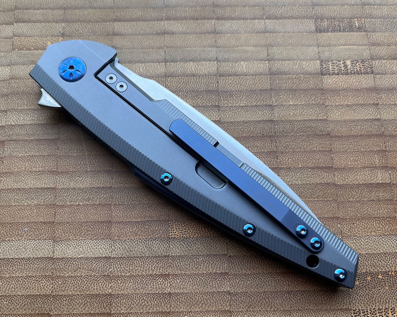 Maserin 405 Solar Consoli, D2, Titanium Flipper