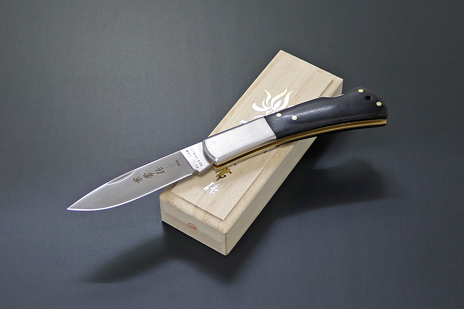 Kanetsune KB-511 Kaico-Tou, Black Wood