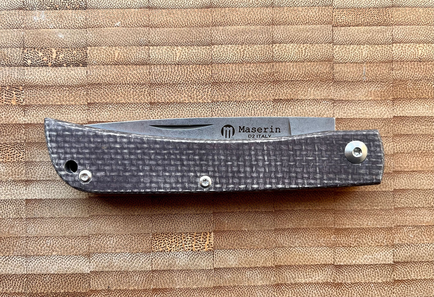 Maserin 163/MG Scout, D2, Grey Micarta