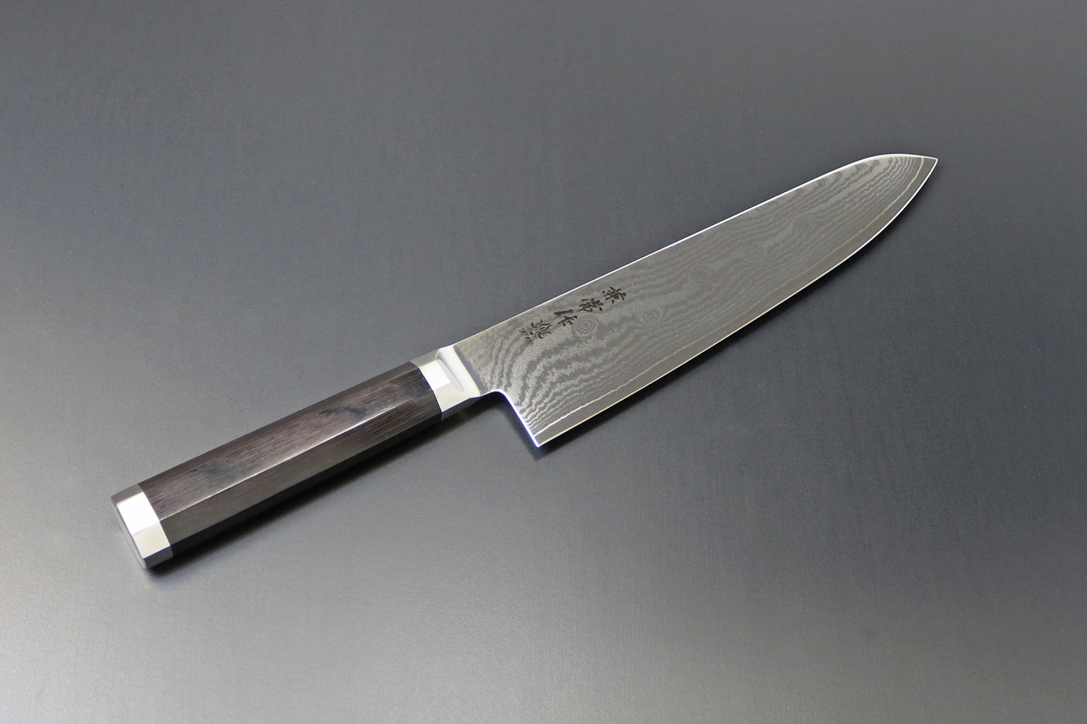 Kanetsune KC-232 Gyutou 210 mm, VG-10/ Damast